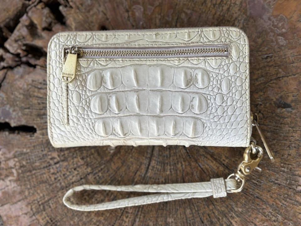 Brahmin Suri Zip Around Ivory Dream REAL LEATHER ACCORDION WALLET WRISTLET - Image 3 of 4