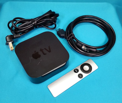 APPLE TV 4K HD Media Streamer A1842 w/ Remote, Power, HDMI Cable Tested Working