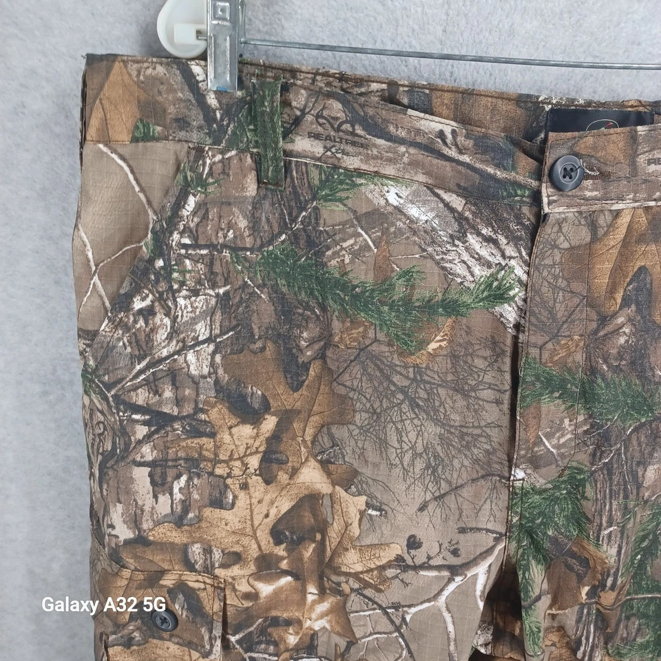 Real Tree Camo Pants Size XL Red Head Cargo Hunting Adjustable Waist 100% Cotton - Image 3 of 4