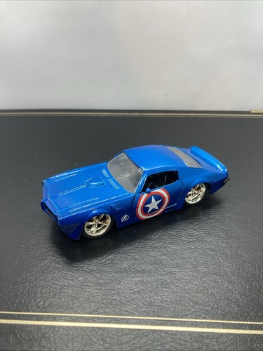 Jada Toys Captain America 1972 Pontiac Firebird auto pressofusa scala 1:32 - Foto 11 di 13