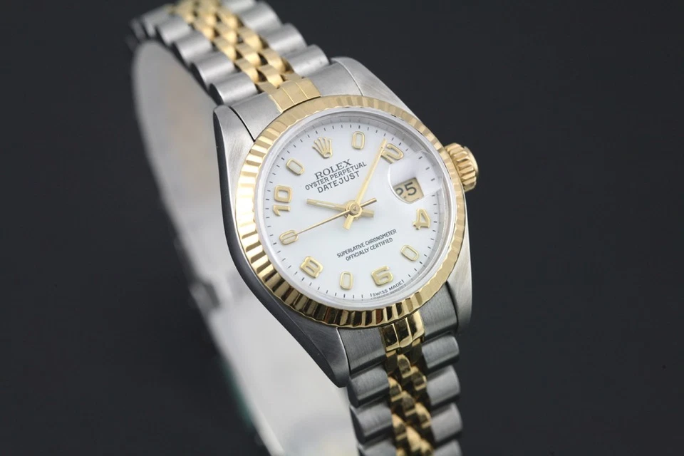 ROLEX OYSTER PERPETUAL REF 69173 CAL 2135 ARABIC NUMERALS WOMEN`S WATCH - Image 3 of 4