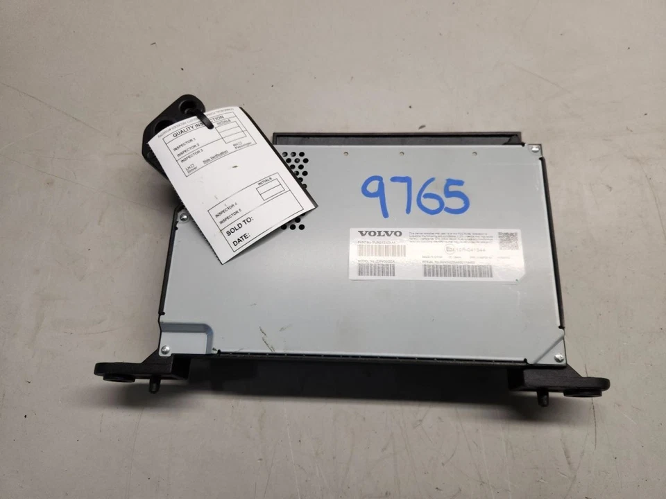 Audio Equipment Radio Amplifier ID 36003061 Fits 17-22 VOLVO S90 760168 - Image 2 of 2