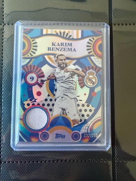 Karim Benzema Topps Real Madrid 232/250 (con Parche)