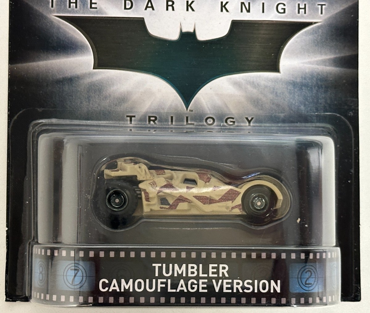 BATMAN DARK KNIGHT Batmobile Tumbler Car DC Comics H1387 EUR 15,01 - FR