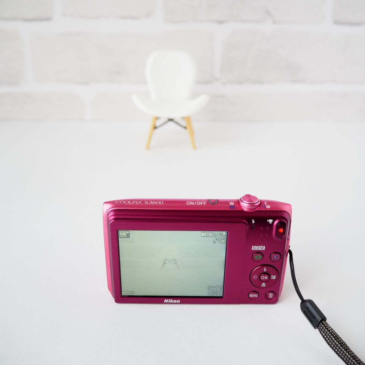 Near Mint)Nikon COOLPIX S3600 20.1MP Digital Camera Pink Near Mint)Nikon COOLPIX S3600 20.1MP Digital Camera Pink