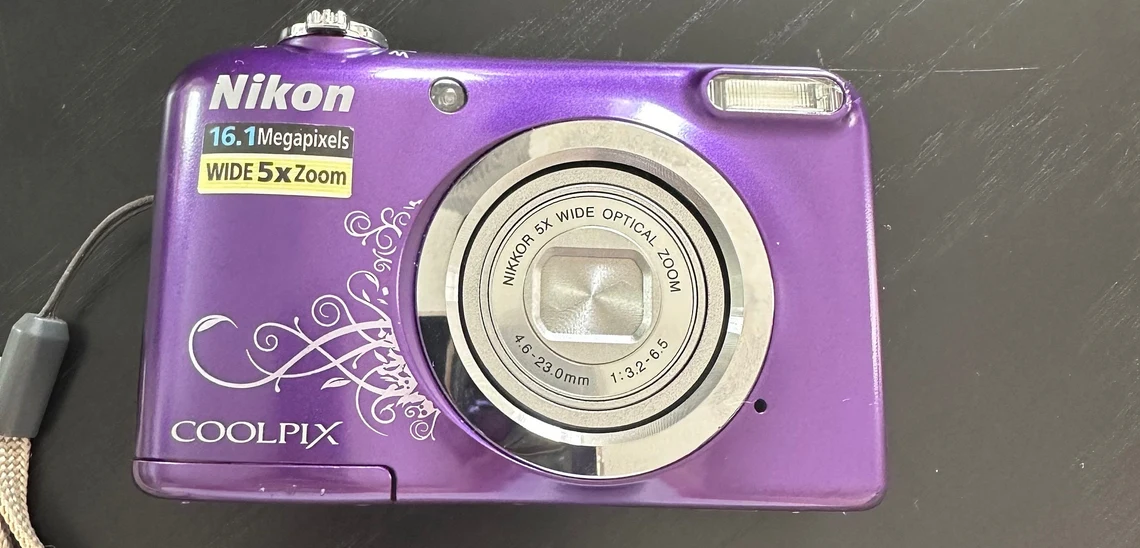 Nikon Coolpix A10 16.1 MP 5x Optical Zoom Purple Compact Nikon Coolpix A10 16.1 MP 5x Optical Zoom Purple Compact