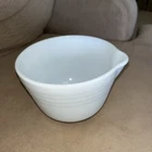 Pyrex Mixing Bowl With Pouring Lip 5x6”