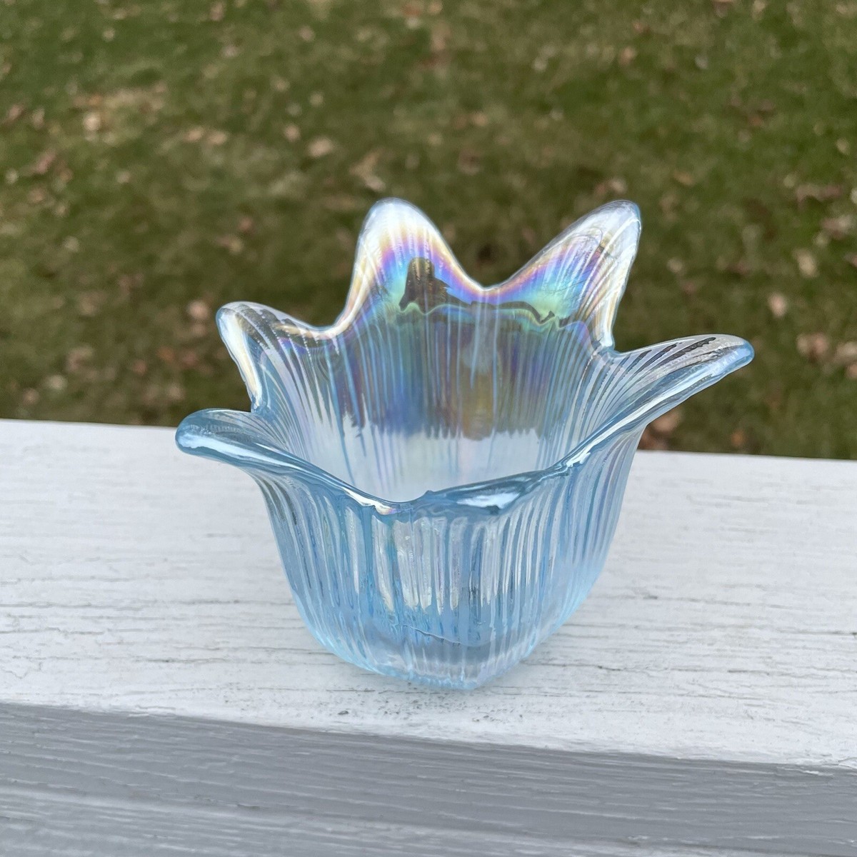 VINTAGE GLASS TULIP LEAF ART GLASS CANDLE HOLDER LIGHT BLUE