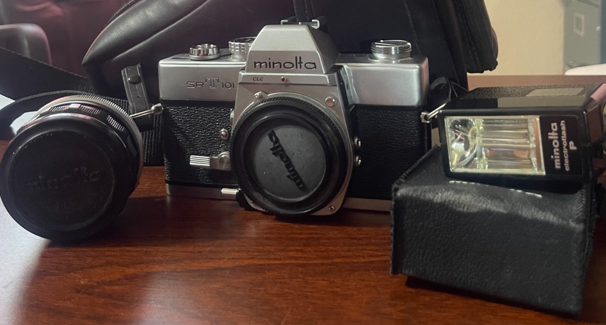 Minolta SRT-101 Working Camera Body With 55mm Lens Case & carry