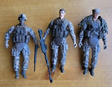 Bluebox Toys BBI Elite Force Figures Set of 3 Soldiers/Military/Army Men
