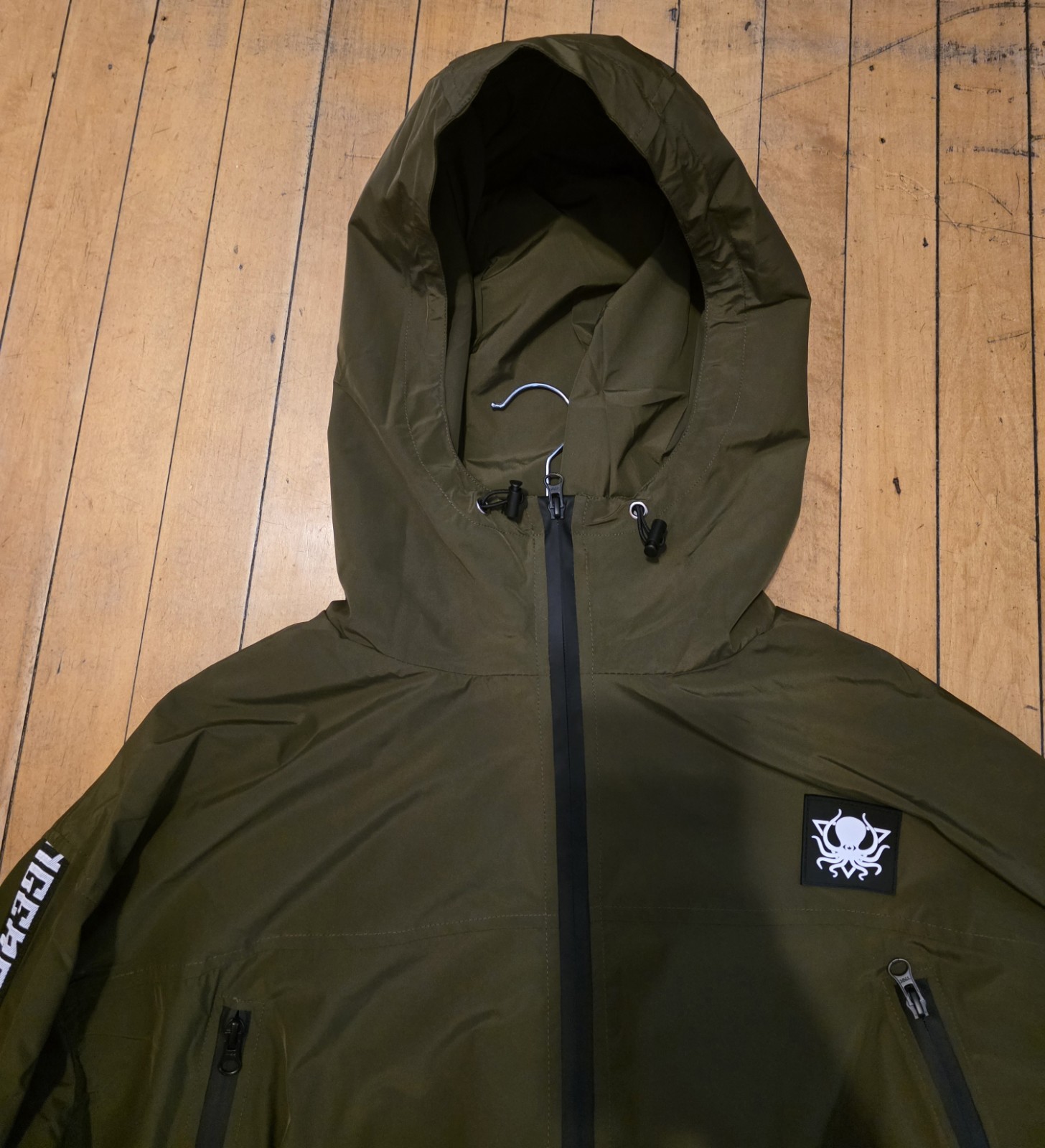 Deep Dark and Dangerous Olive Green Rain Jacket XL 2024 image 3