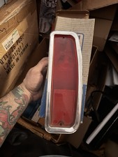 Nos Early 1964 Ford Truck F Series Tail Light Lens Wbezel Rh