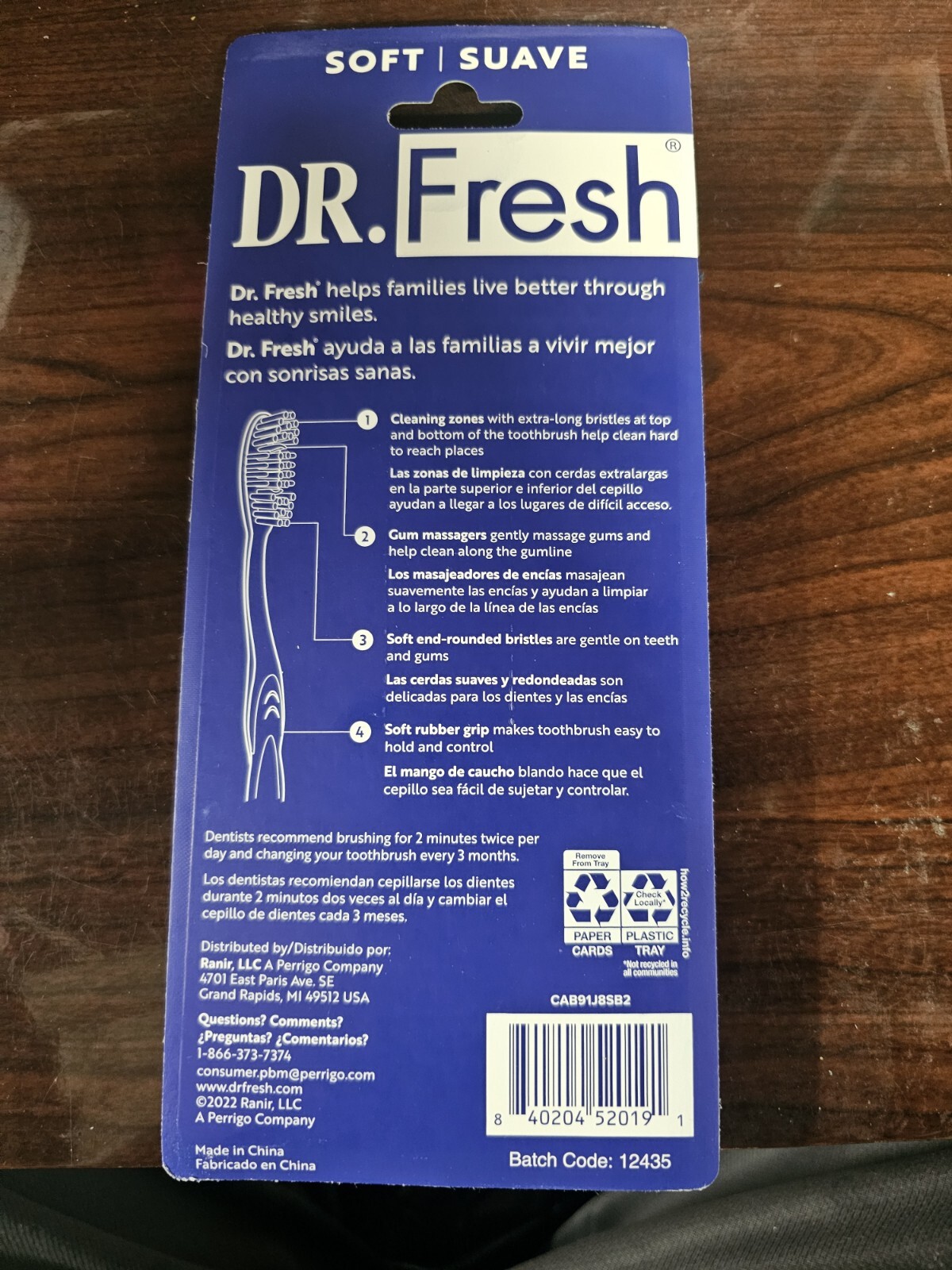 Dr Fresh Soft Bristles 1 package of 6 Toothbrushes