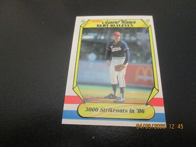 BERT BLYLEVEN TWINS 1987 FLEER AWARD WINNER 3000 STRIKEOUTS AWARD CARD  #3