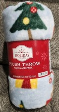 Holiday Time 50"x60" Multi-Colored Winter Dogs Rolled Plush Throw, All Ages/New