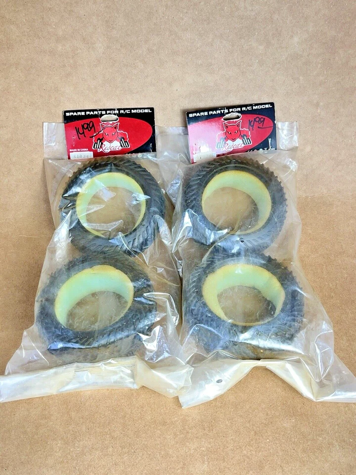 Redcat Racing Hurricane XL Tires w/ Foam Inserts (4) #81034 RC Parts New Vintage - Image 3 of 4