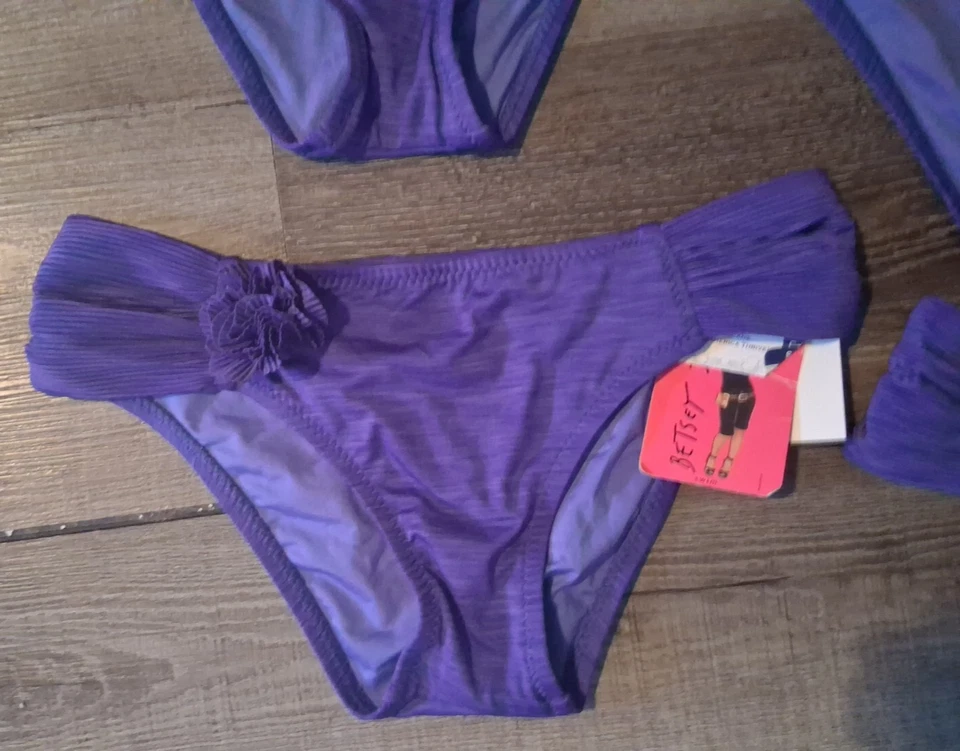 $72. Betsey Johnson Pastelería Francesa Bikini Traje De Baño Parte Inferior Pequeño Púrpura Foto 2 de 4