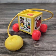Vintage 70s Fisher Price Peek A Boo Block Pull Toddler Toy 760 Made In The USA