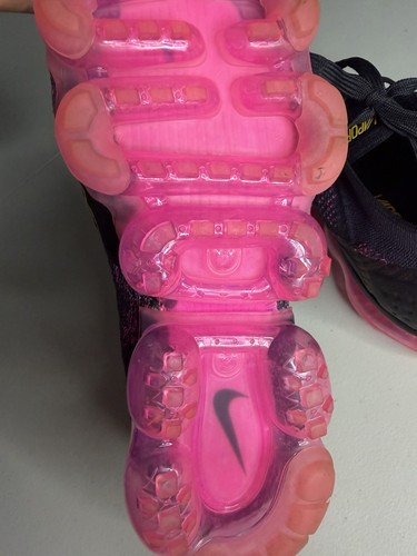 Nike Air VaporMax Flyknit 2 Men 8.5 Black Pink Running Shoes Sneakers Athletic - Picture 6 of 6