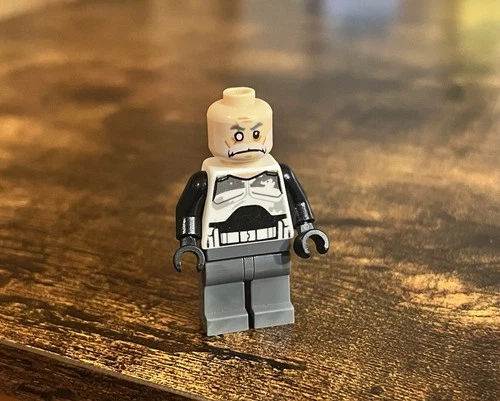 LEGO Commander Wolffe 75157 Old Clone Trooper Commander Star Wars Minifigure