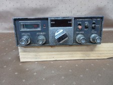 Realistic TRC-427 CB Radio 40 Channel - Powers On - AS-IS