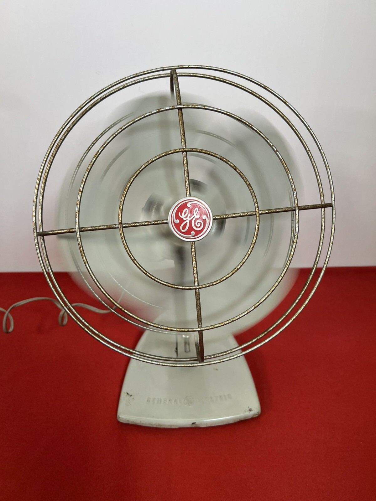 Vintage 1950s General Electric 10-Inch Gray Oscillating Fan F11S107 Tested Working-image