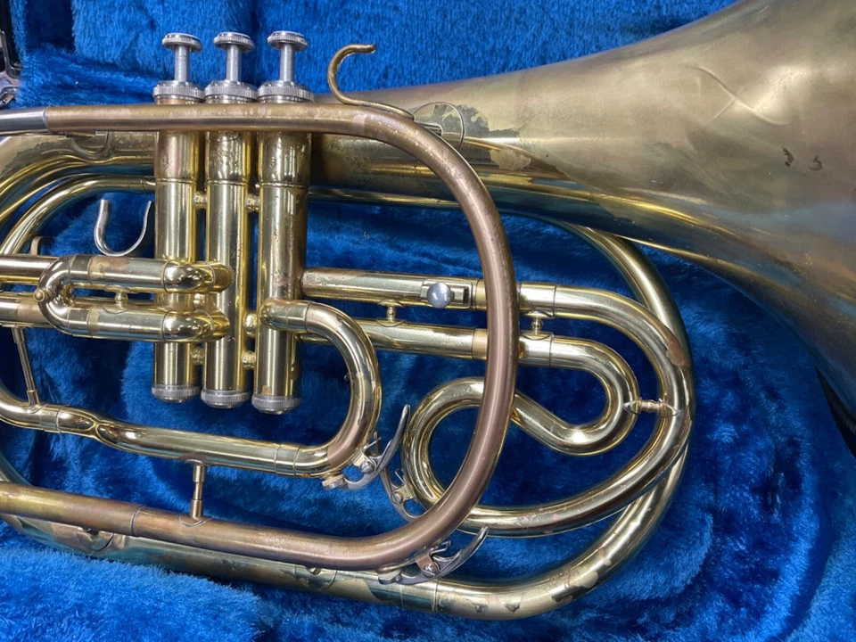 Laca de cuerno francés Yamaha YHR-302M Series Marching Bb Foto 3 de 4