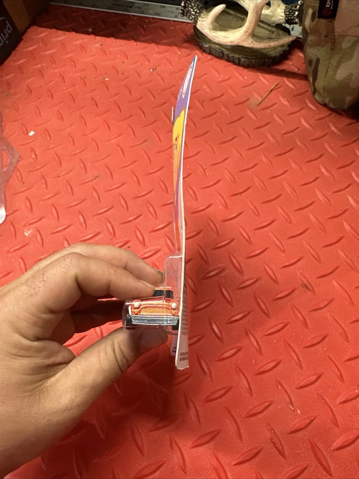 1/64 HOT WHEELS REAL RIDERS CULTURE SCOOBY DOO '67 AUSTIN MINI VAN 3/5 Wear!! - Image 4 of 4