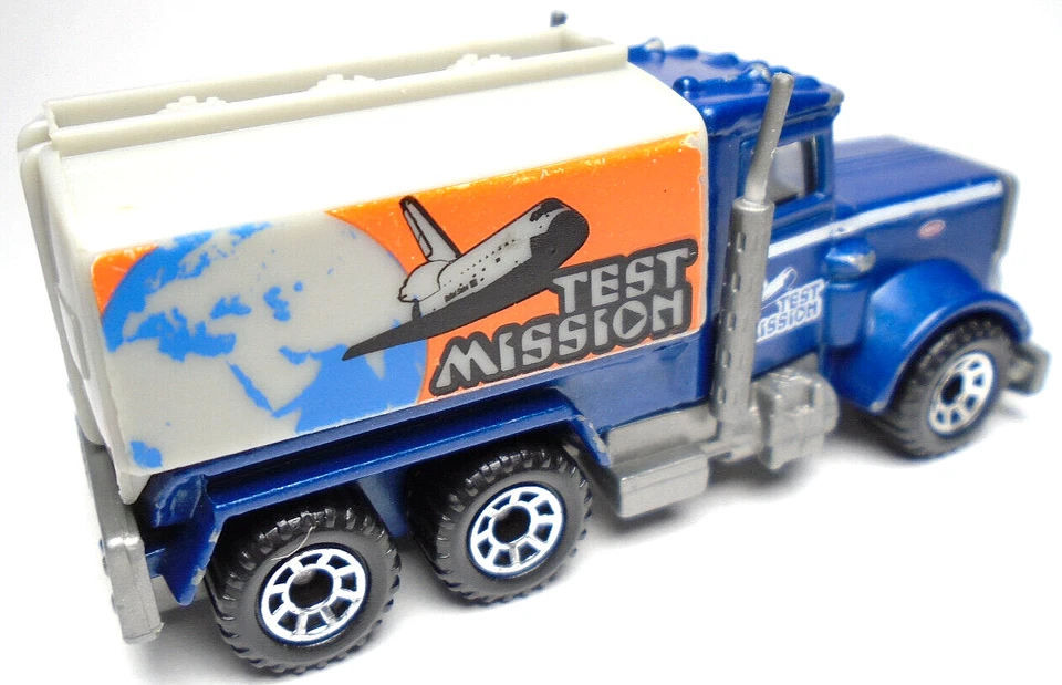 1981 MATCHBOX PETERBILT TEST MISSION BLUE 1:80 DIECAST TANKER TRUCK WITH ORANGE - Image 4 of 4