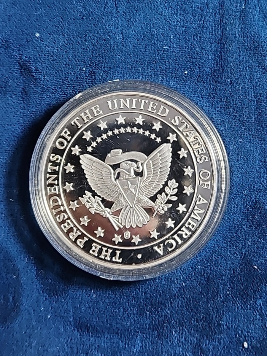 1961-1963 35th President of The USA, John F Kennedy Medal Token