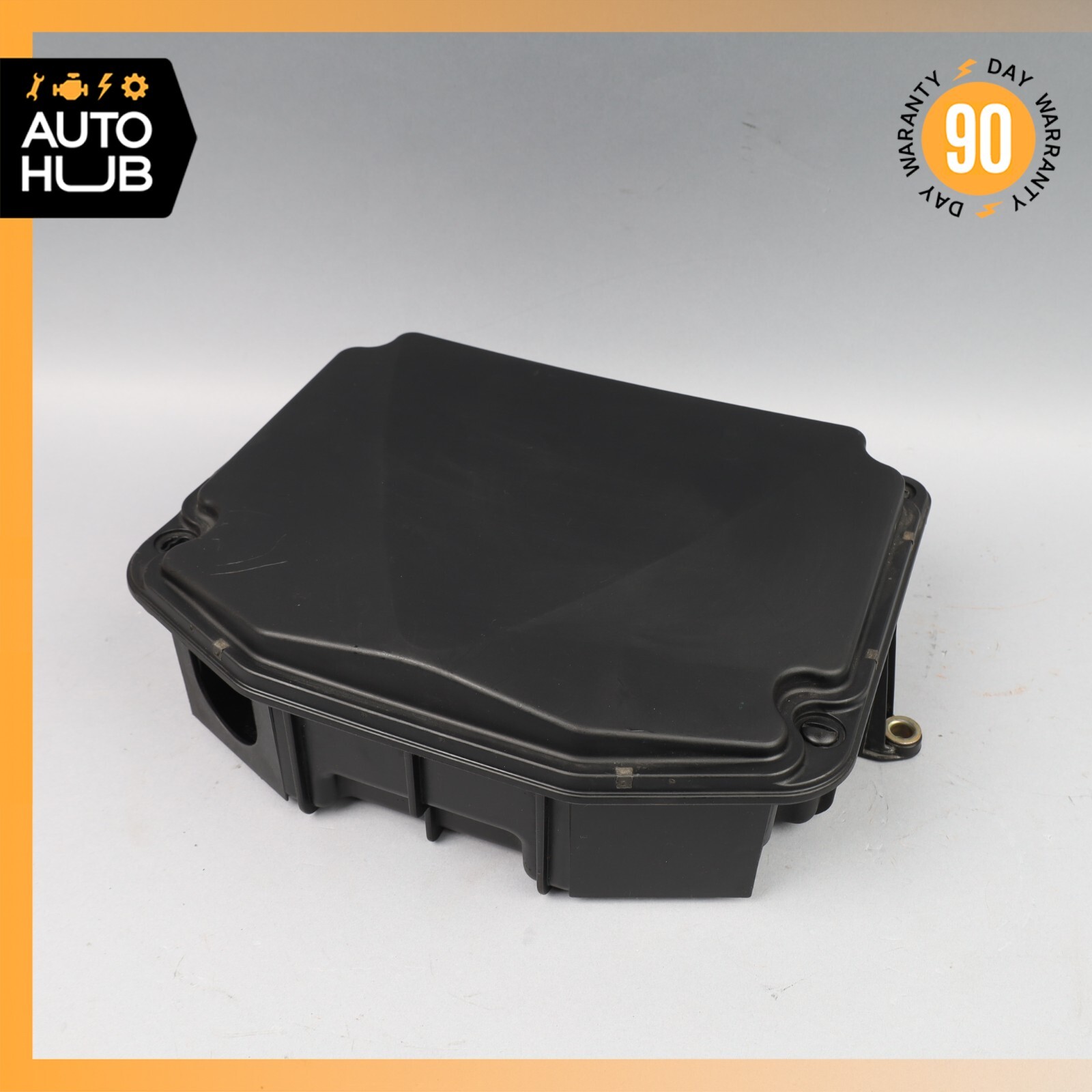 04-19 Maserati Quattroporte M139 Engine Fusebox Control Module Bay Cover OEM