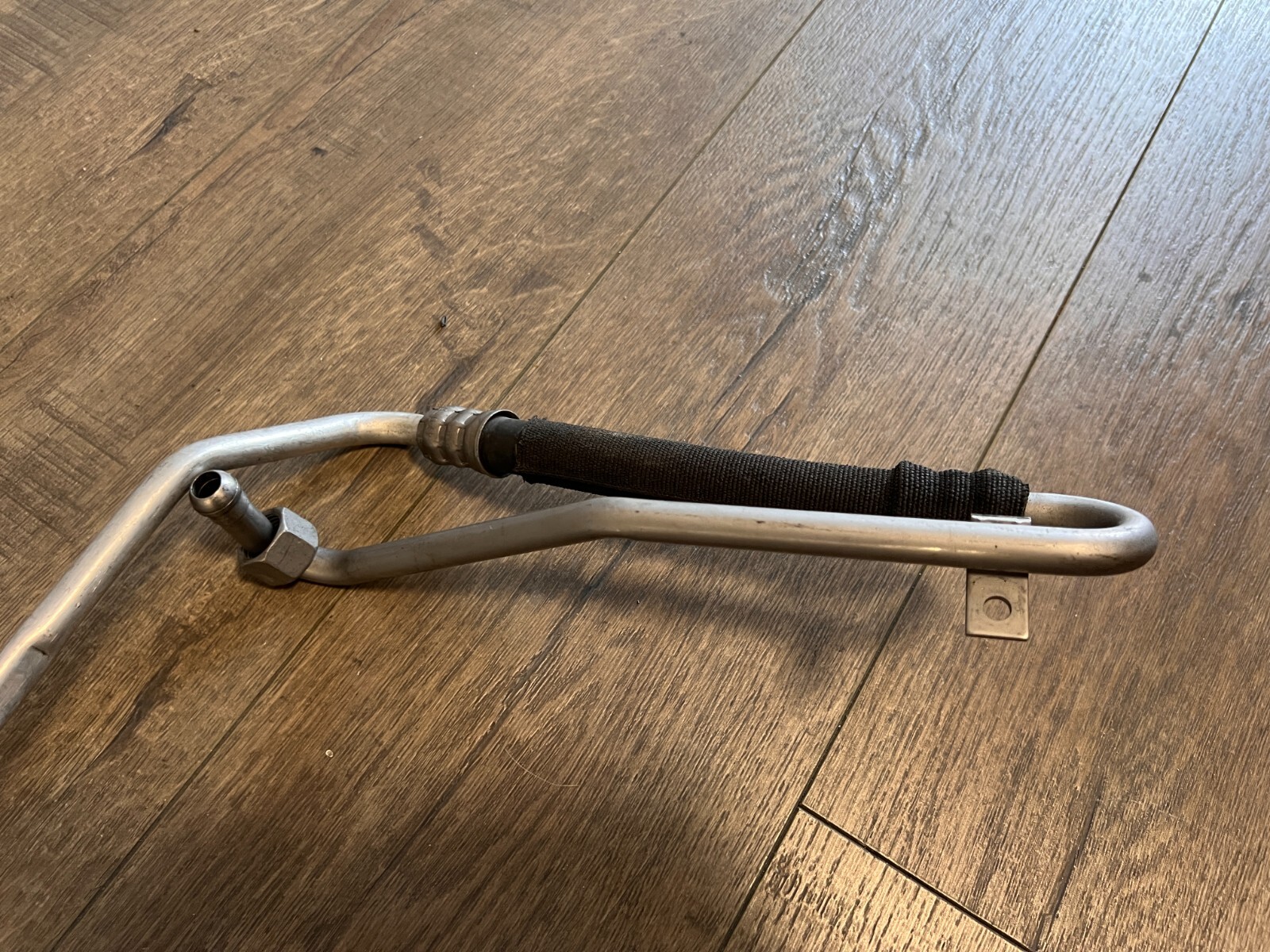 LAMBORGHINI AVENTADOR LP740 750 REAR OIL COOLER PIPE LINE HOSE OEM 470511822B
