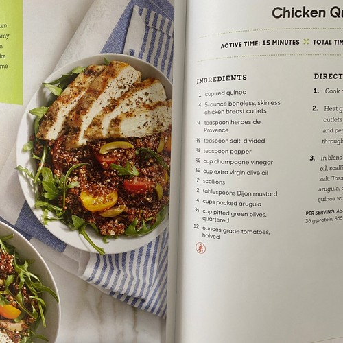 Good Housekeeping Easy Meal Prep Ultimate Playbook Make Ahead Paperback Cookbook - Imagen 14 de 16