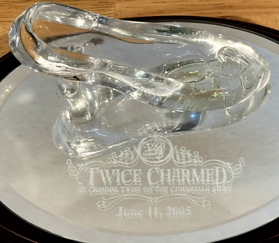 RARE HTF 2005 DISNEY CRUISE LINE DCL ''TWICE CHARMED'' PREMIERE GLASS SLIPPER
