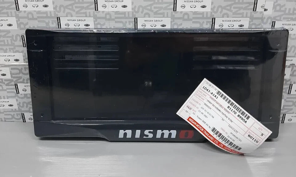 Marco de matrícula NISMO genuino Nissan B1170-8990A Foto 2 de 4
