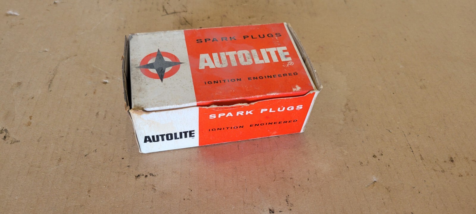 1967-1971 NOS Autolite Ferrari Spark Plugs AR51 Original NICE!