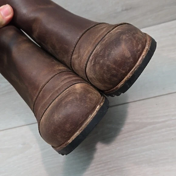 sorel leather wedge boots