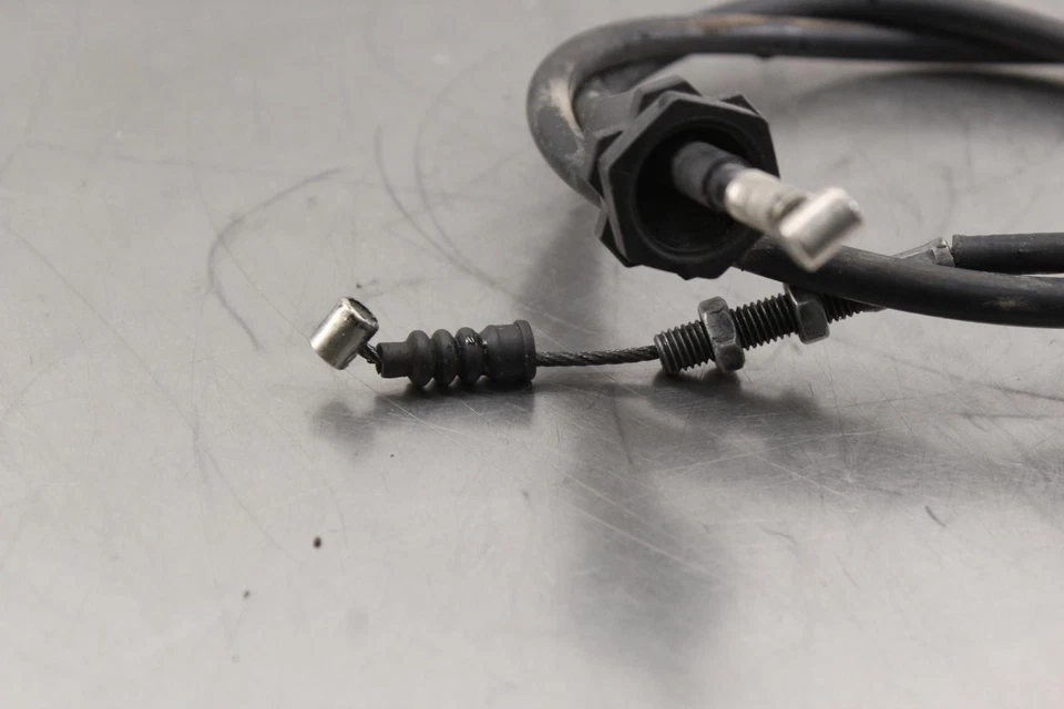 Yamaha YZ250F 2002 línea de cable de embrague O920 Foto 2 de 4