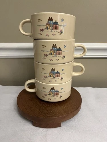 International China Heartland Soup/Cappuccino Mugs Set of 4 Used