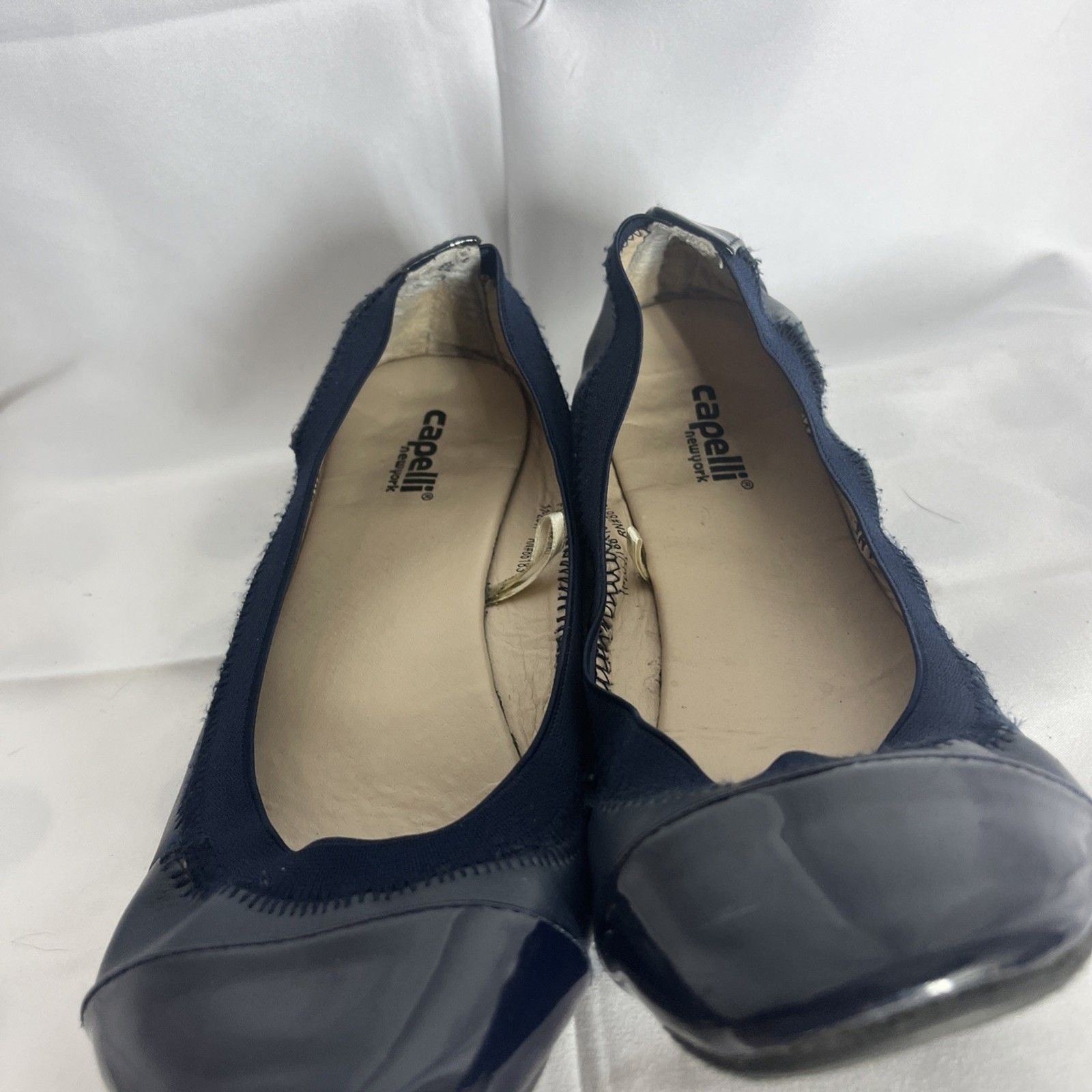 Capelli New York Comfort Flats Slip On Shoes Size 6 Blue Womens