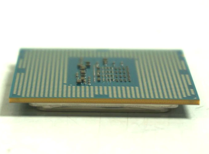 Intel Core i7-4765T @2.00GHz SR14Q CPU processor - Image 3 of 4