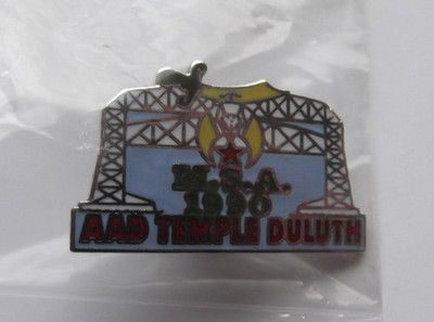 Vintage Shriners Masonic Pin 1990 Duluth Mn Ariel Lift Bridge MSA AAD Temple