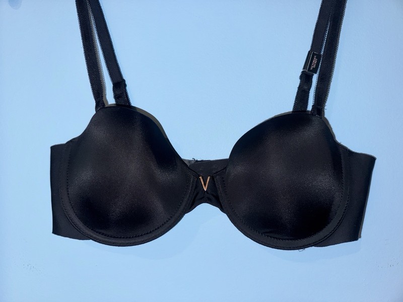 Victoria’s Secret Strapless Lightly Lined Black Color Bra Size 34 B