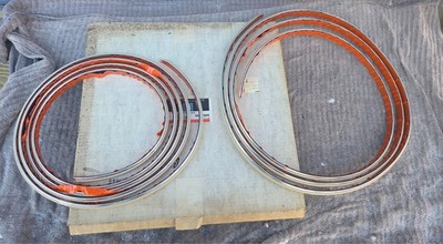 NOS GM Side Body Molding Beige 996458  (2 Pcs) 1969 Caprice Monte Carlo Trim
