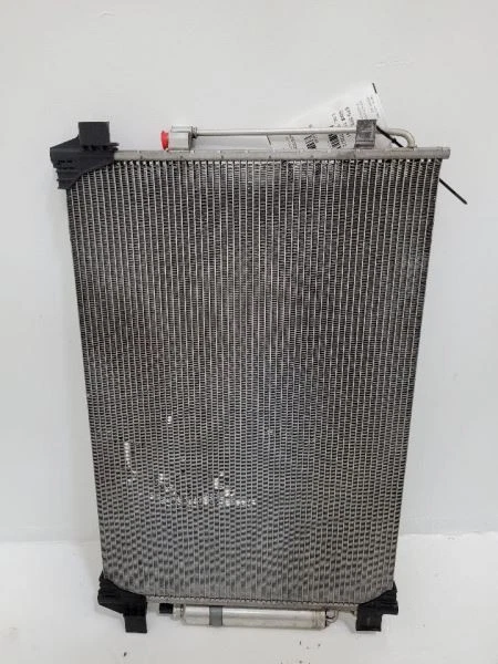 Condensador de aire acondicionado Nissan Quest 2011 2012 2013 2014 2015 2016 2017 Foto 4 de 4
