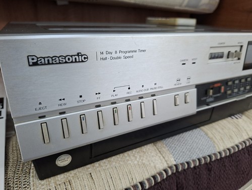 Grabadora de video casete Panasonic NV-7000 retro vintage rara de los 80. necesita servicio - Imagen 9 de 23