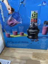 NutriBullet 1200 Watt Blender Combo with Single Serve Cups NBF50500