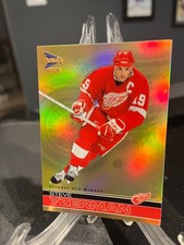 Steve Yzerman 2002 Prism Gold McDonald’s Hockey Cards #15 Detroit Red Wings