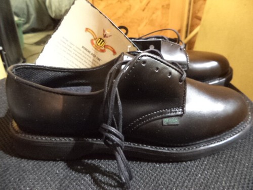 Thorogood Women's Classic Leather Oxford - Picture 8 of 9