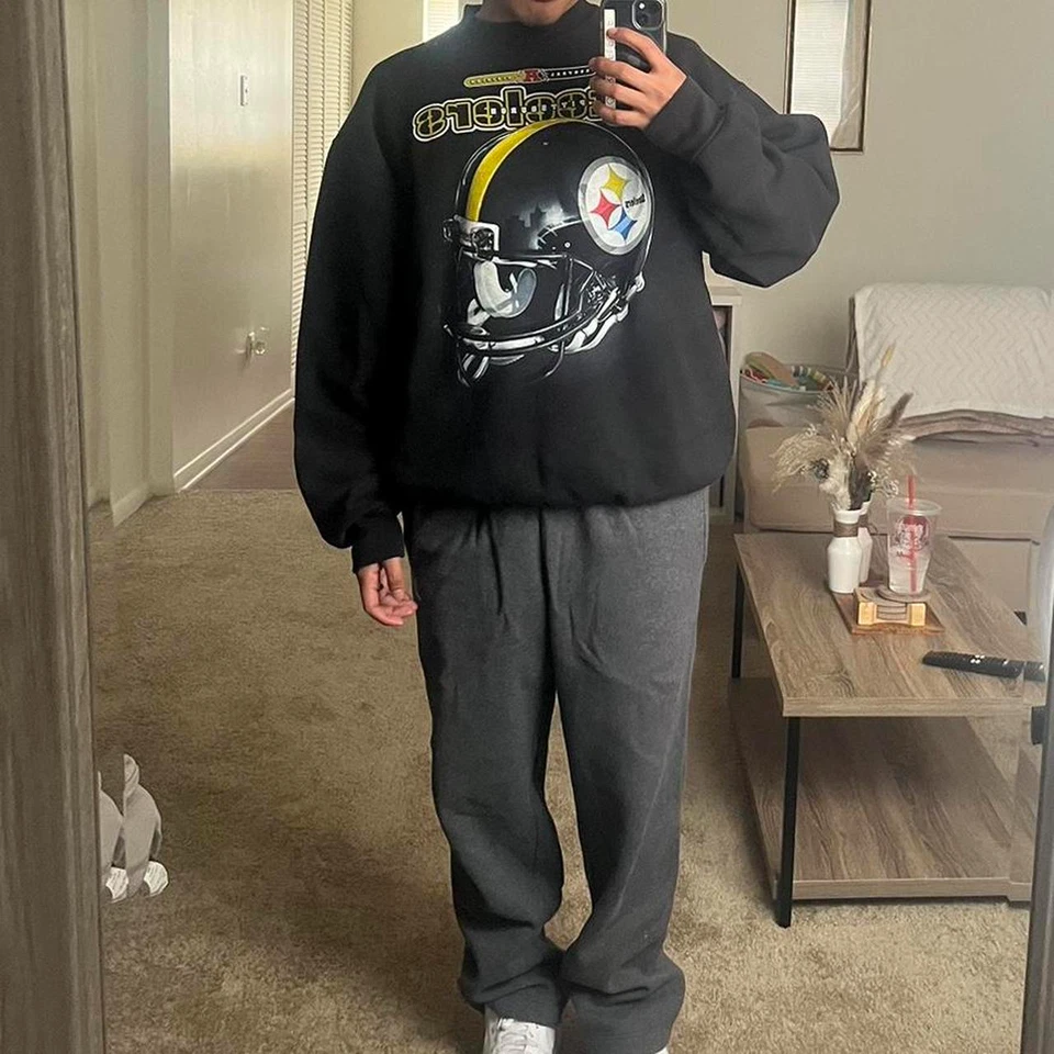 Pro Player Pittsburgh Steelers Crewneck - Image 3 of 4